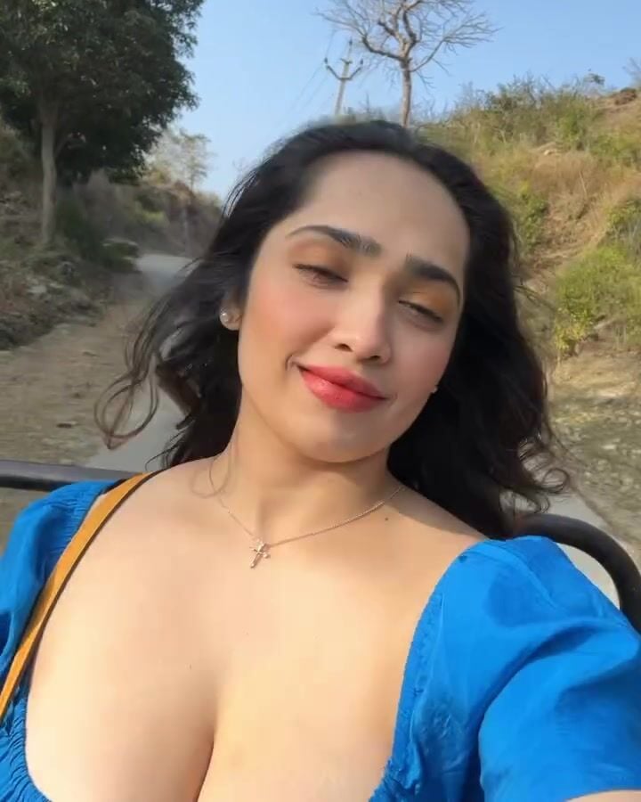 Aditi Mistry Video 3