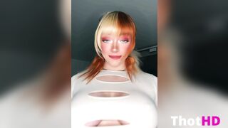 xinia_official Braless Bounce Tongue