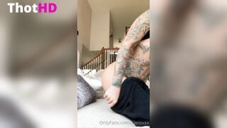 Kleioxxx Fingering Pussy