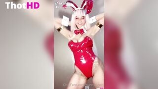 Sunny ray TikTok Nipple Slip