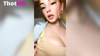 ema.santi tits