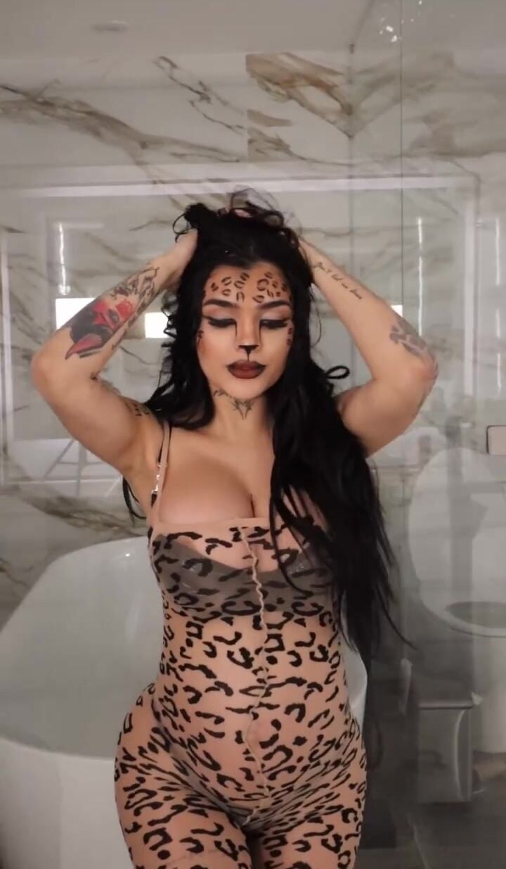 Karely Ruiz Leaked OnlyFans