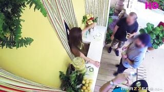 Dani Daniels Lemonade