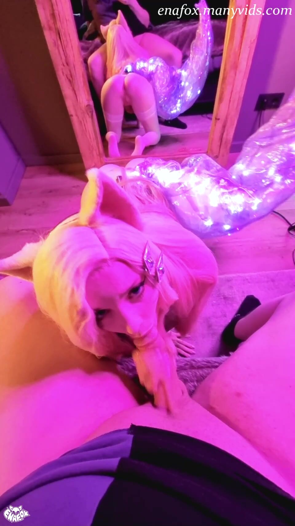 Enafox Ahri Fucks Fan Backstage