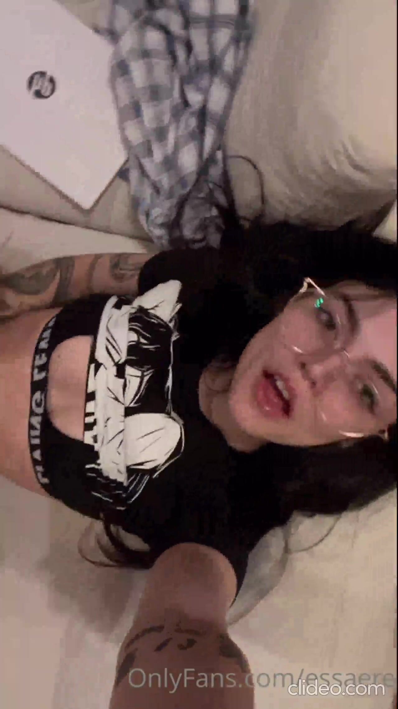 Essaere Porn 4