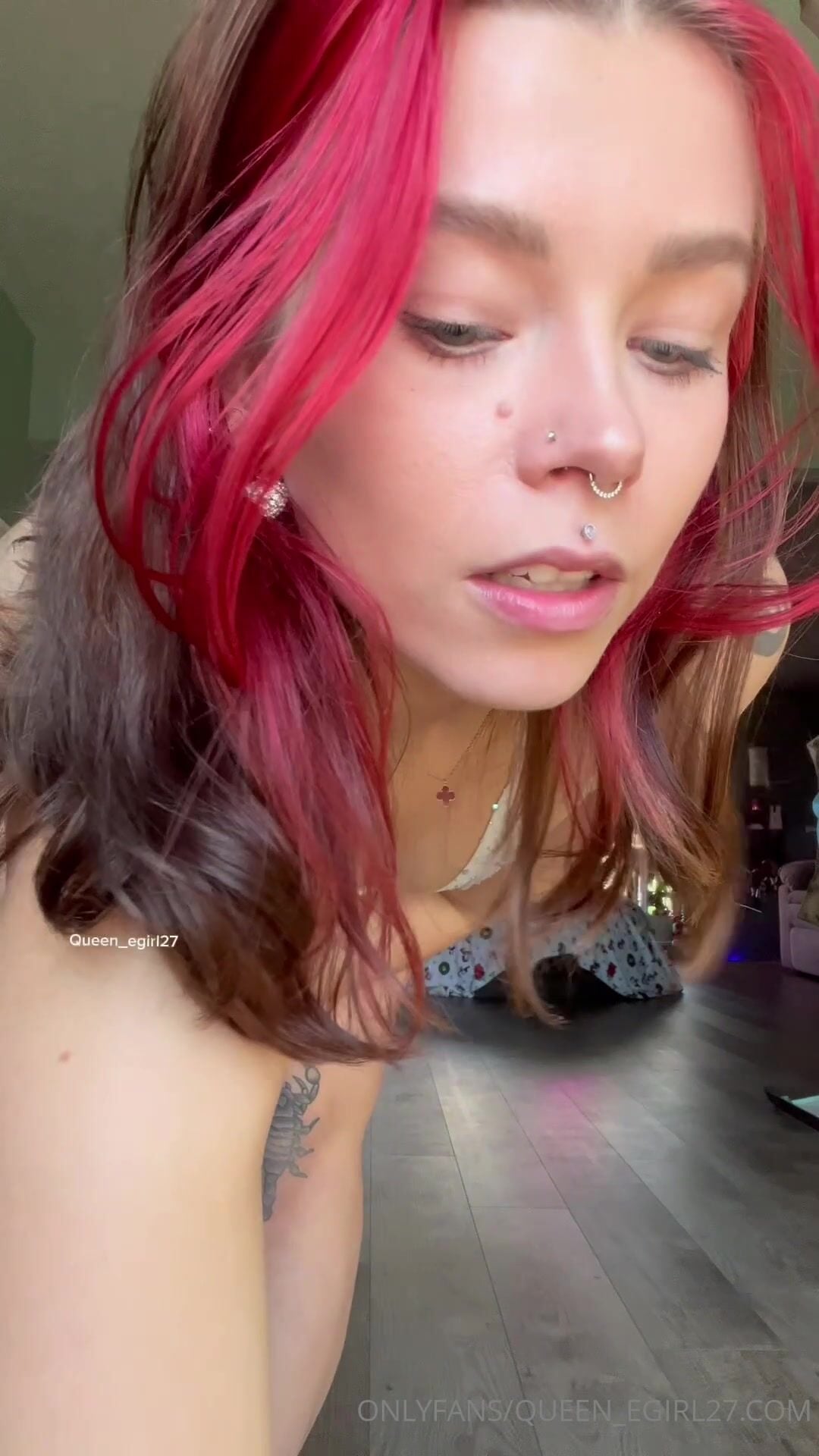 Queen_egirl27 OF 6