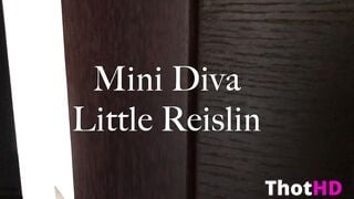 Reislin My Girlfriend Caught me Masturbating and Taught me to Cum
