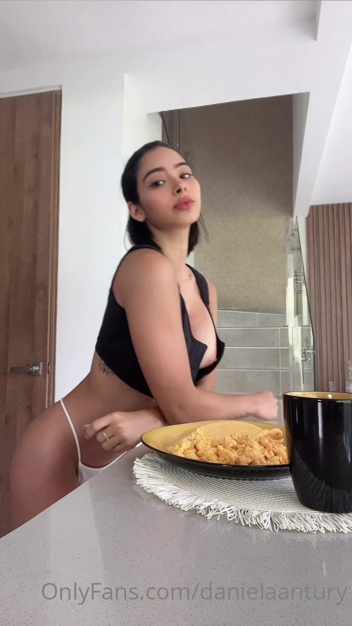 Daniela Antury OnlyFans 3