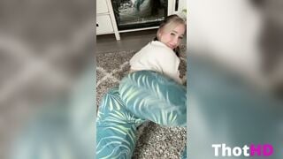 AriGameplays Big Ass