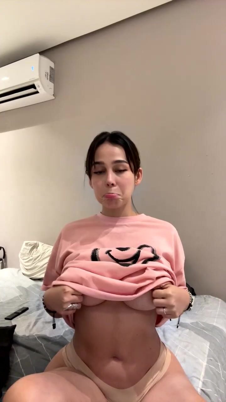 Vitacelestine OnlyFans 8