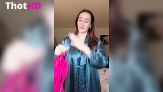 Nnevelpappermann Boobs 11