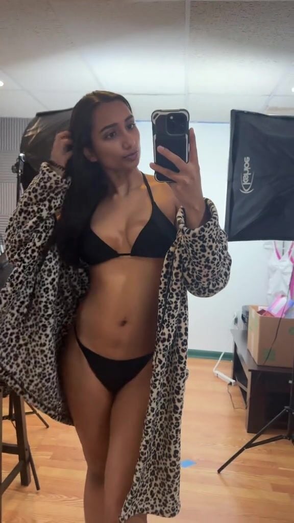 Shagisabadword Leaked OF 2