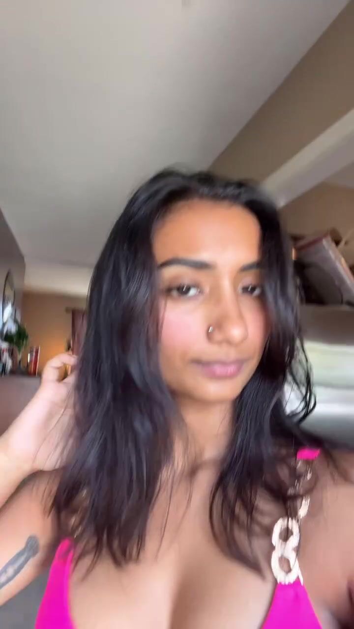 Shagisabadword Leaked OF