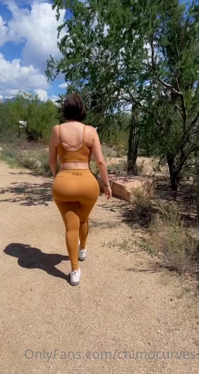 Chimocurves OnlyFans 2