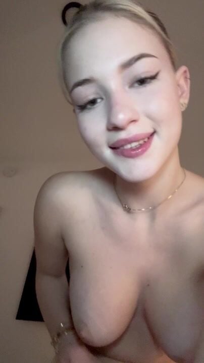 Fabienne.0805 OnlyFans Leak 1 2