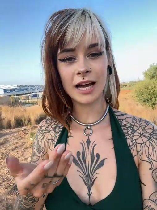 Sallydinosaur OF Video 4