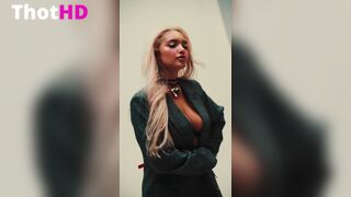 Sab Zada Big Tits 11