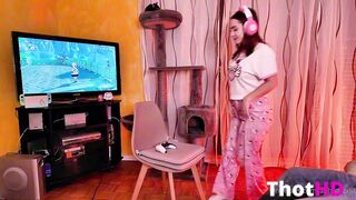 Aphrodixia - Fucking during my game