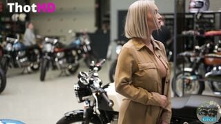 Bralessforever Anne Motorcycle Shop