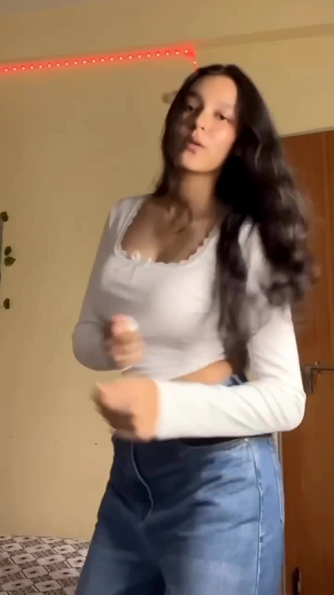 Subhashree sahu Sexy Vid