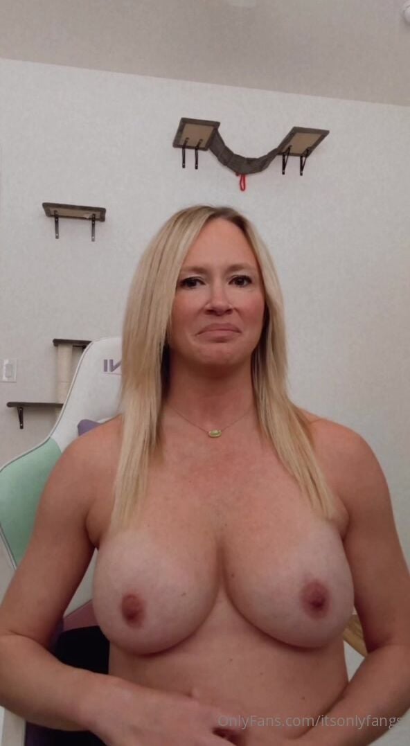 Fangs OnlyFans Leak 8