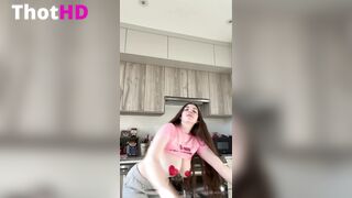 Jazmine Singing Porn 1 2