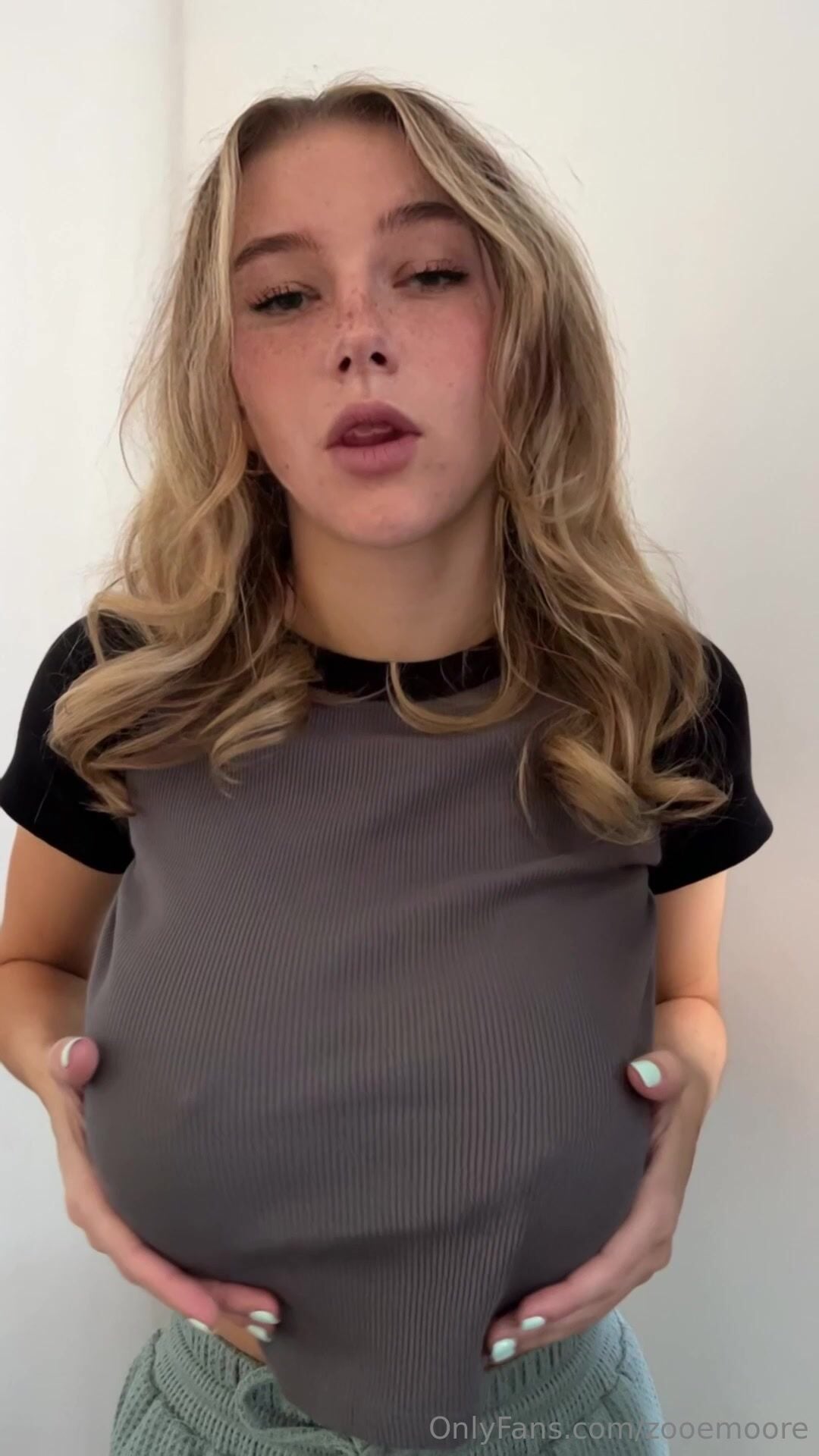 Zooe Moore Leaked OF