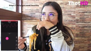 Itsxlilix I HAD AN ORGASM IN A PUBLIC RESTAURANT WITH MY LUSH VIBRATOR