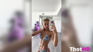 Kyla Dodds Sexy