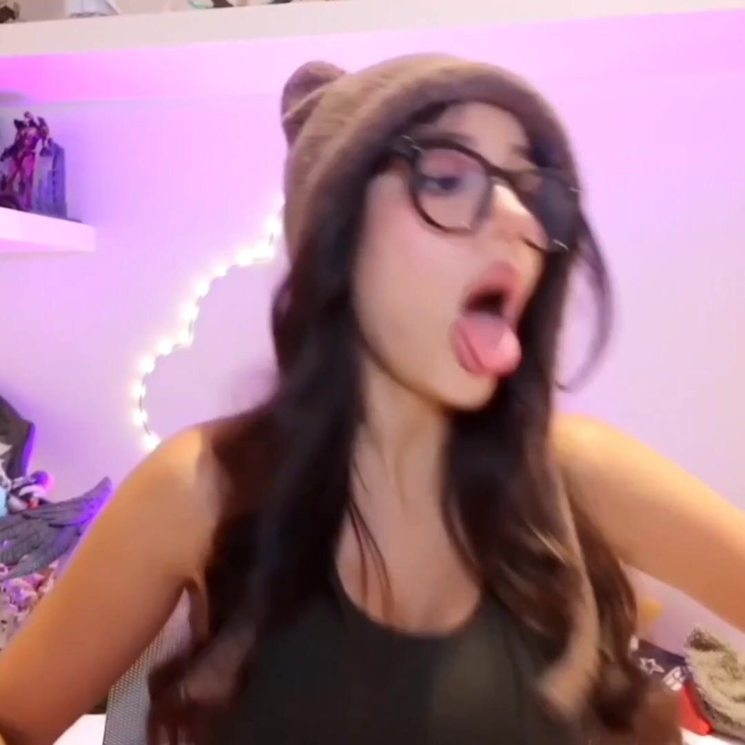 Sssniperwolf Hot Video 5