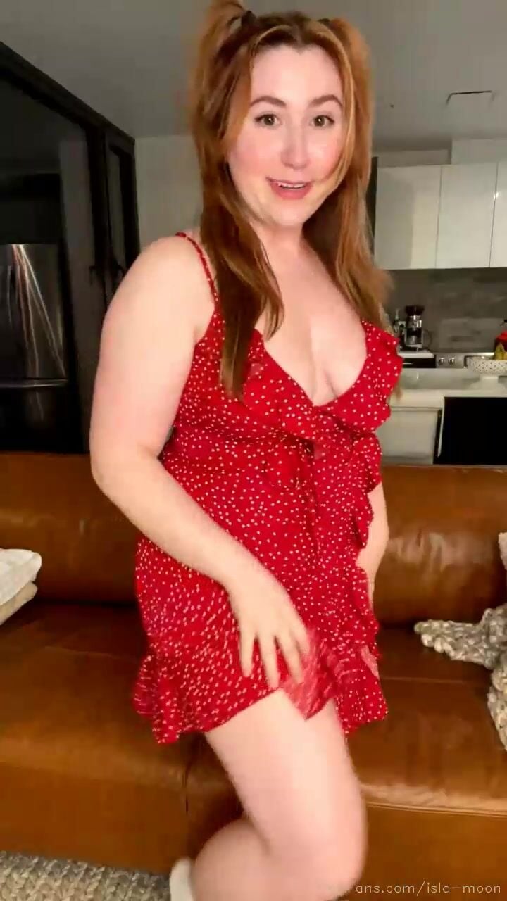 Isla Moon OF Video 4
