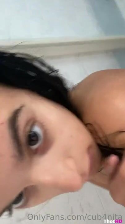 Cubanita OF 2