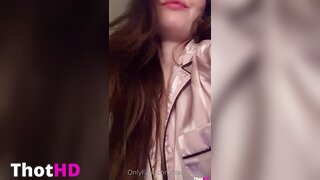 Dainty Wilder unknown (anal glass dildo masturbation with domi vibrator wand)