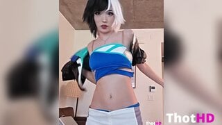 Emiru Sexy 28