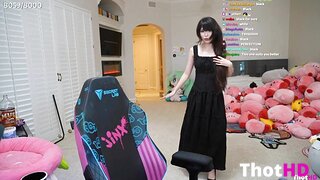 Emiru Sexy Vid 16