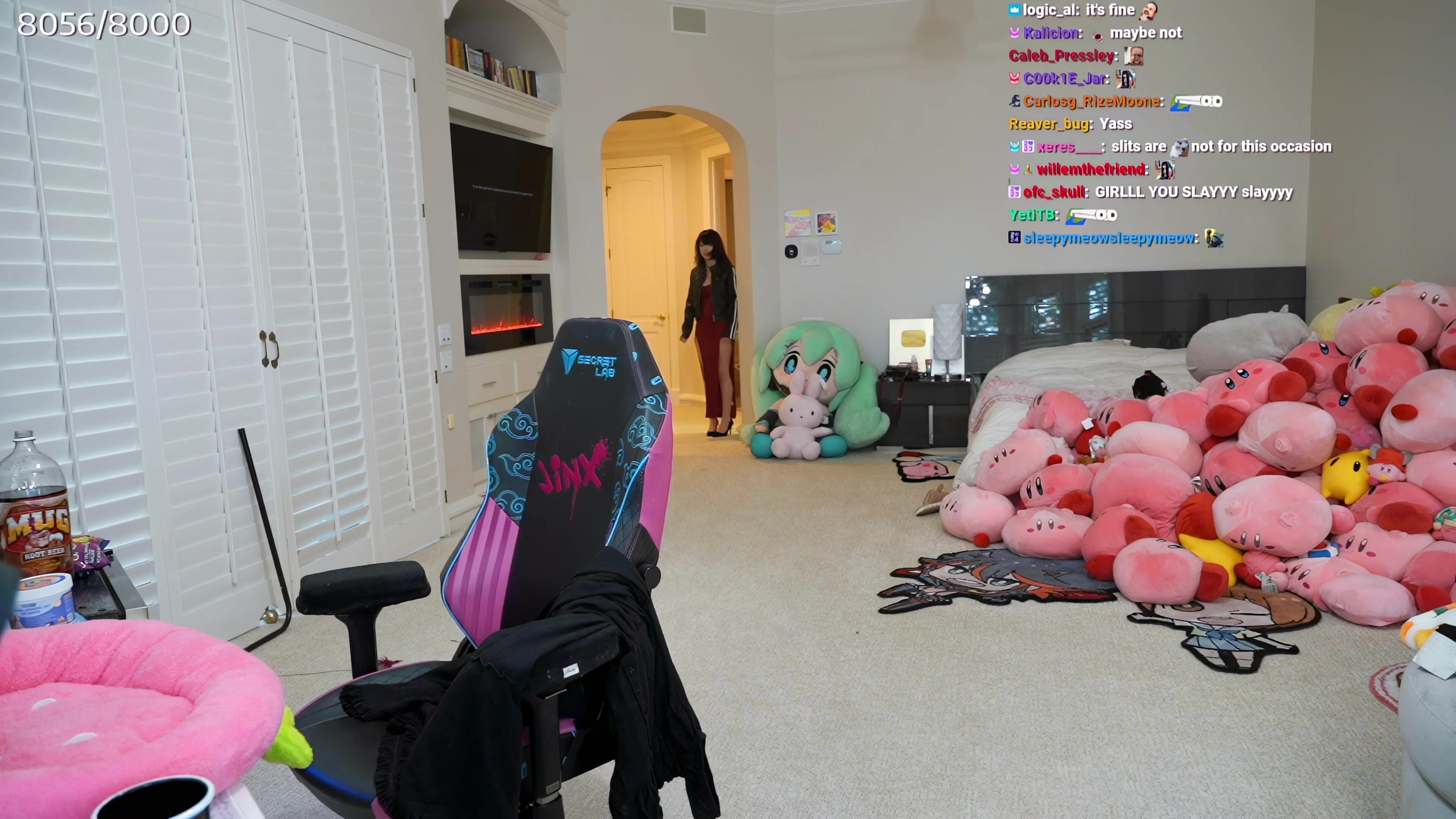 Emiru Sexy Vid 21