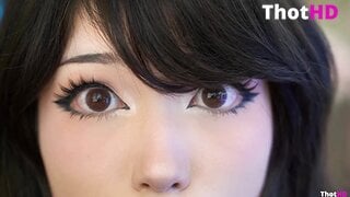 Emiru Sexy