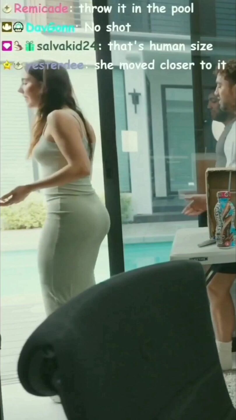Andrea Botez Sexy Vid 2