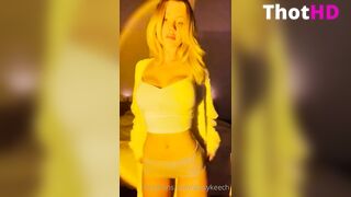 Daisy Keech Porn 2