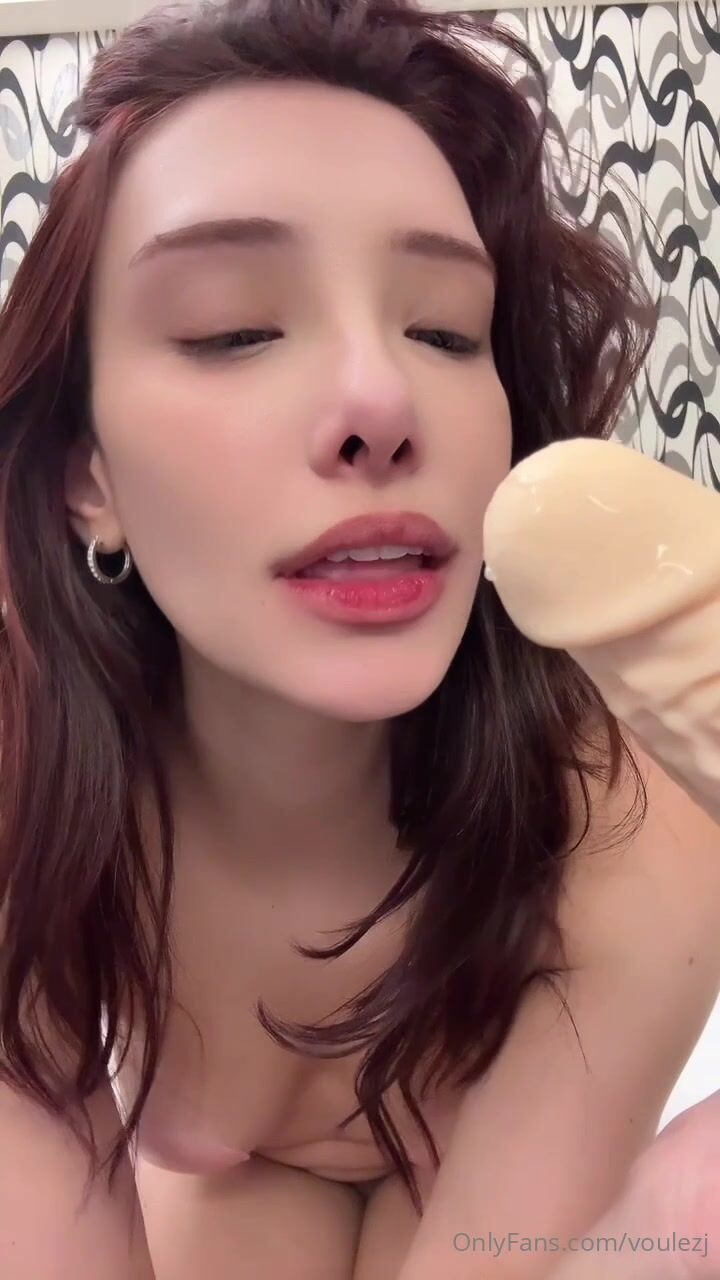 Juju aka Voulezj Hot Video
