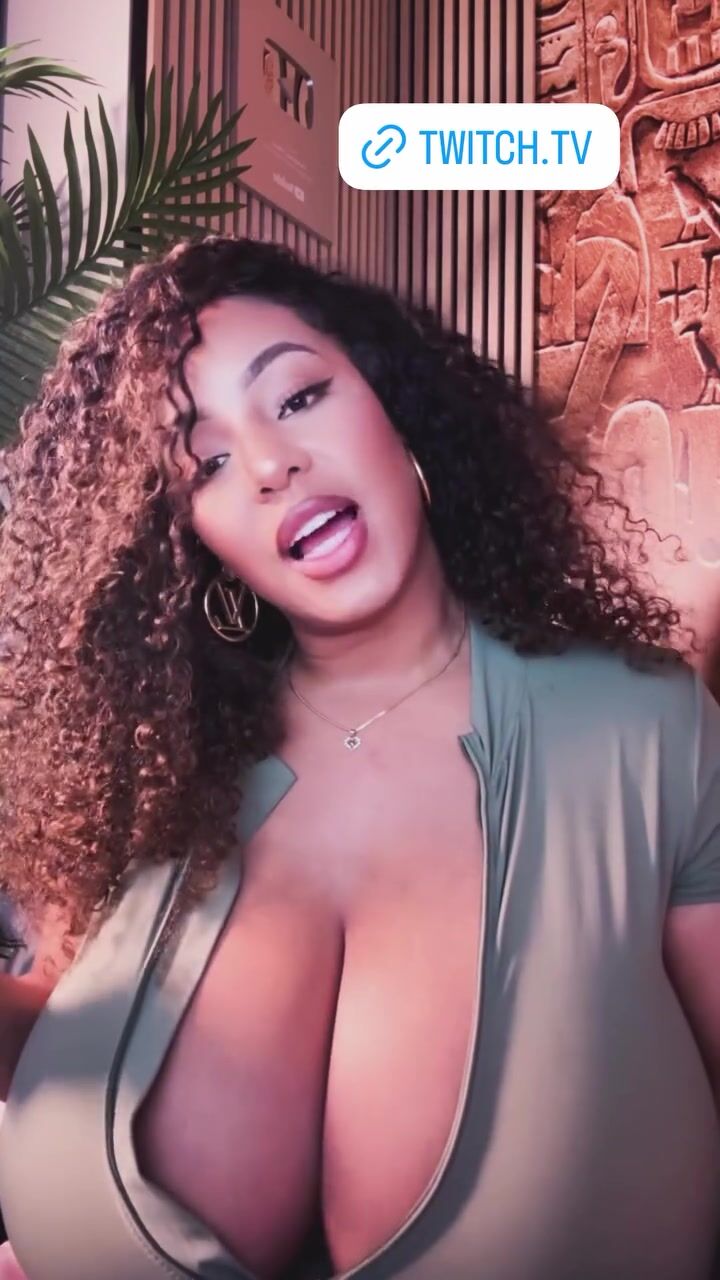 Persephanii Hot Video 2