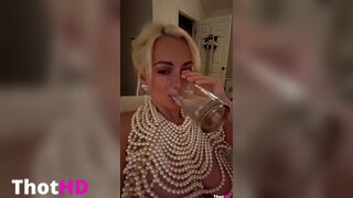 Lindsey Pelas Hot Video