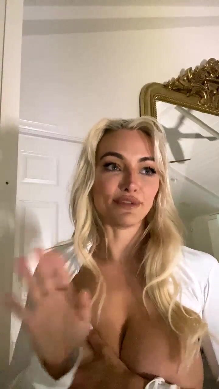 Lindsey Pelas OF 1 2