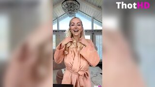 Lindsey Pelas OF 5