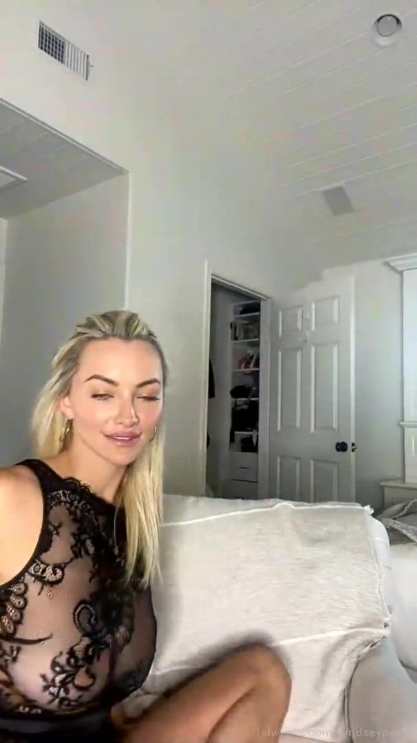 Lindsey Pelas Only Fans Leak 2