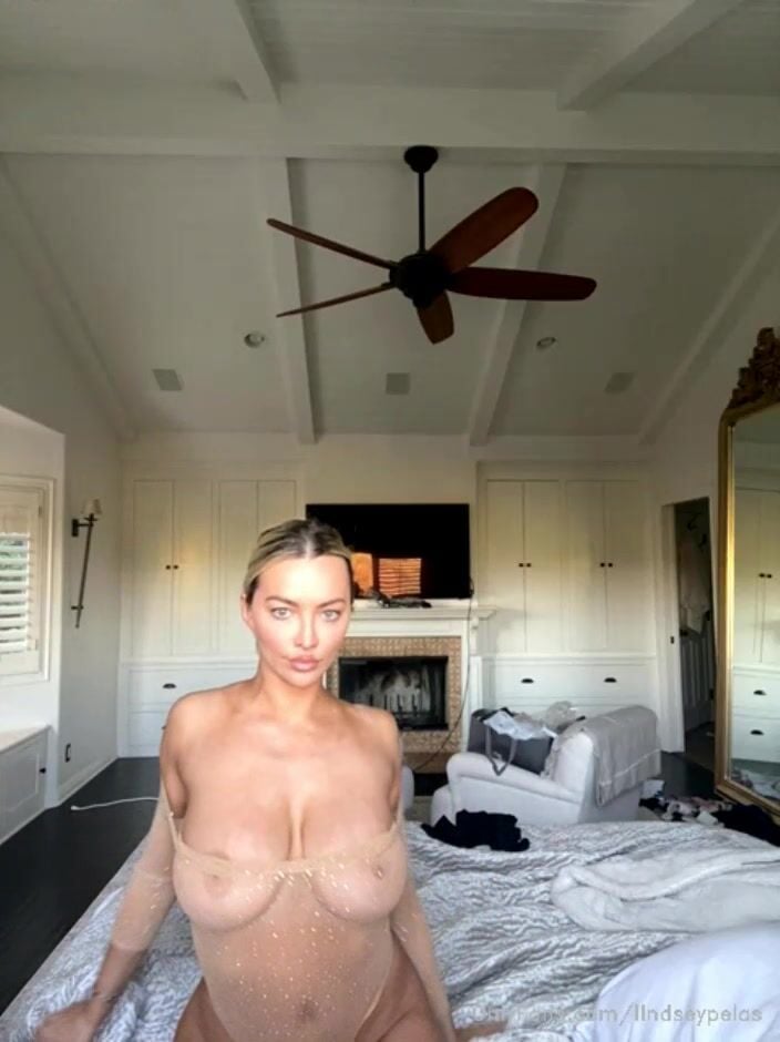 Lindsey Pelas Only Fans Leak 3