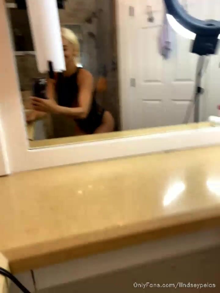 Lindsey Pelas OnlyFans 1