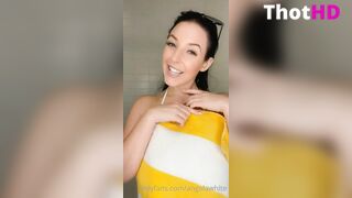 Angela White Shower Show