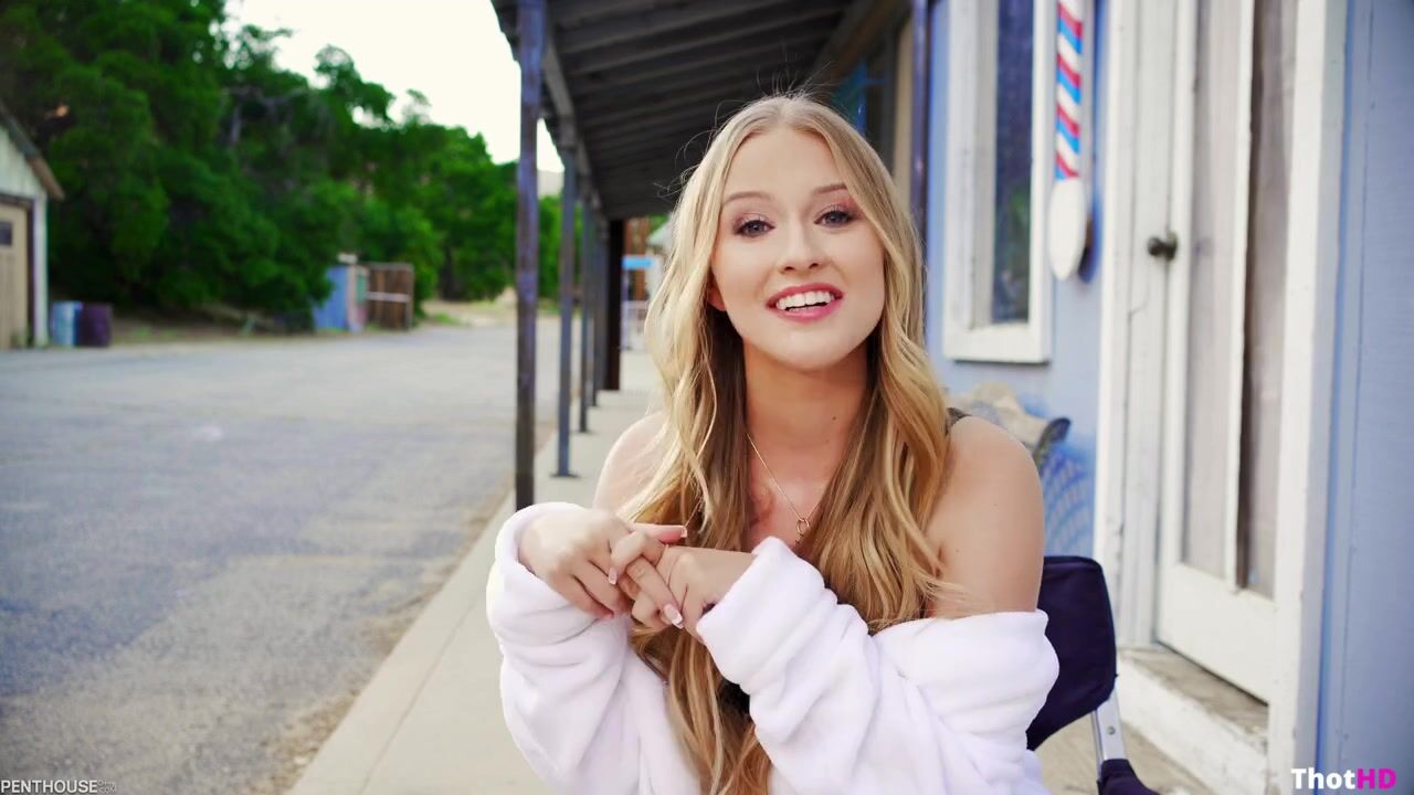 LittlePolishAngel OF Video
