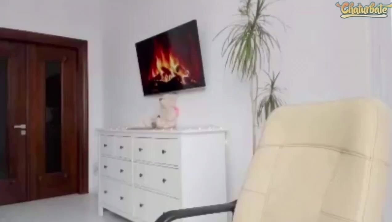 Charming_girl aka Milana NSFW Video 2